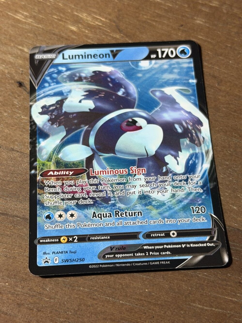Pokemon Lumineon V SWSH250 English Raw EX NM